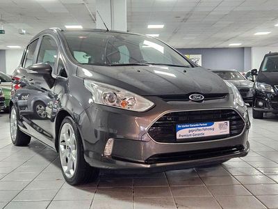 Grau Gebraucht 2016 Ford B-MAX Titanium Van / Kleinbus | 8.900 € (Fairer Preis)