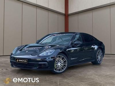 Porsche Panamera 4
