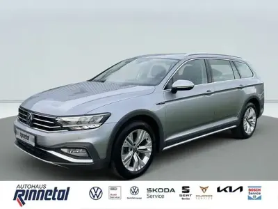 Gebraucht VW Passat Alltrack S 200 PS (147 kW) 2023 Silber Kombi