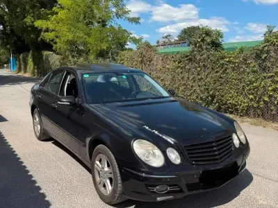 Gebraucht Mercedes E350 272 PS (200 kW) 2006 Schwarz Limousine