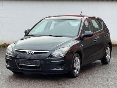 Gebraucht Hyundai i30 Edition 109 PS (80 kW) 2010 Schwarz Limousine
