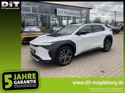 Usata Toyota bZ4X Basis 150 kW (204 CV) 2023 Bianco SUV