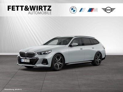 Gebraucht BMW 520 M Sport 208 PS (152 kW) 2025 Brooklyn grau metallic Kombi