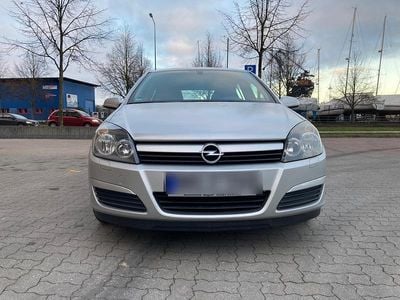Gebraucht Opel Astra 105 PS (77 kW) 2005 Silber Limousine