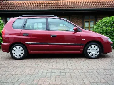 Gebraucht Mitsubishi Space Star Comfort Edition 98 PS (72 kW) 2005 Rot Van / Kleinbus