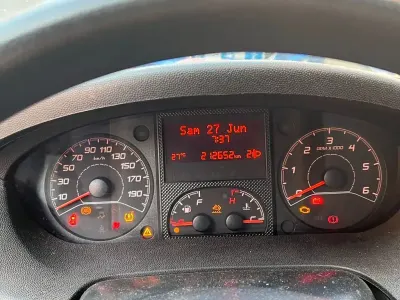 Gebraucht Peugeot Boxer 136 PS (100 kW) 2018 Blau Van