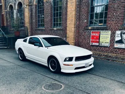 Gebraucht Ford Mustang GT S 305 PS (224 kW) 2005 Weiß Coupé