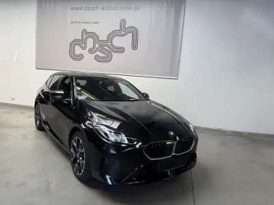 Gebraucht BMW 118 M Sport 150 PS (110 kW) 2025 Black sapphire Kleinwagen