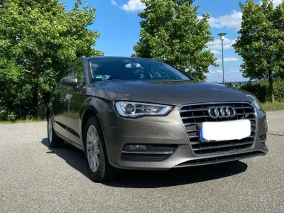 Gebraucht Audi A3 Sportback Attraction 110 PS (80 kW) 2014 Grau Kleinwagen