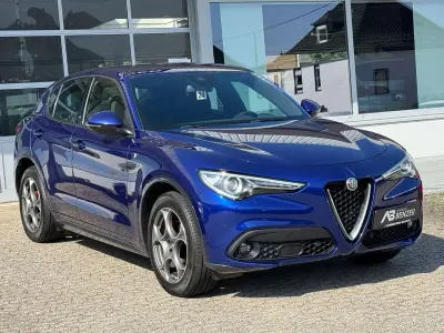 Gebraucht Alfa Romeo Stelvio Ti 209 PS (153 kW) 2022 Blau SUV
