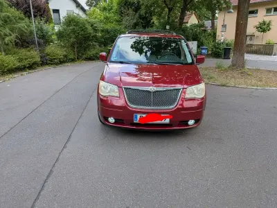 Gebraucht Chrysler Grand Voyager Touring 257 PS (189 kW) 2010 Rot Van / Kleinbus