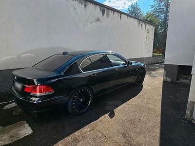 Gebraucht BMW 760 445 PS (327 kW) 2006 Schwarz Limousine
