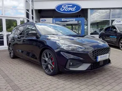 Gebraucht Ford Focus ST 280 PS (205 kW) 2022 Schwarz metallic Kombi