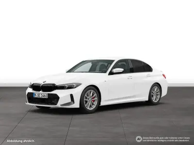 Gebraucht BMW 330 M Sport 258 PS (189 kW) 2026 Weiß Limousine