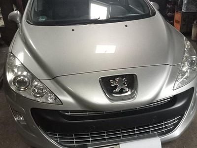 Gebraucht Peugeot 308 SW 140 PS (102 kW) 2009 Silber Kombi