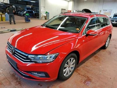 Tornadorot Gebraucht 2023 VW Passat Business Kombi | 15.790 € (Superpreis)