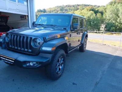 Gebraucht Jeep Wrangler Unlimited Rubicon 272 PS (200 kW) 2020 Granite crystal SUV