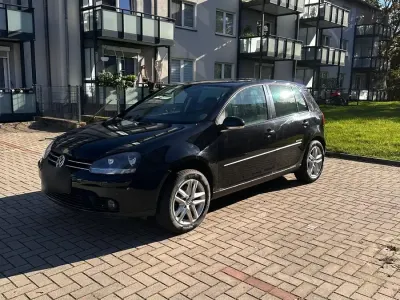 Gebraucht VW Golf V 80 PS (58 kW) 2008 Schwarz Kleinwagen