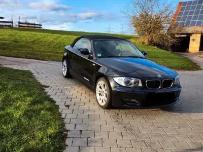 Gebraucht BMW 120 Cabriolet Sport Line 177 PS (130 kW) 2011 Schwarz Cabrio