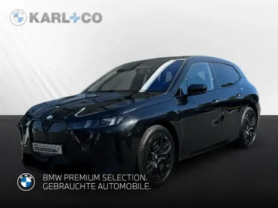 Gebraucht BMW iX M Sport 300 kW (408 PS) 2025 Black sapphire metallic (schwarz) SUV
