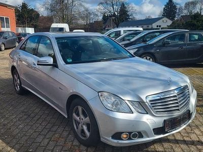 Gebraucht Mercedes E220 170 PS (125 kW) 2009 Silber Limousine
