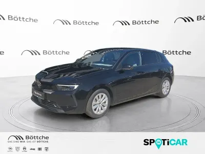 Neu Opel Astra Edition 131 PS (96 kW) 2025 Lackierung schwarz perla nera/typ aussenverkleidung metallic perlmutt Limousine