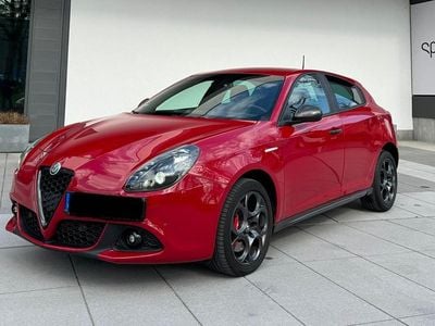Usata Alfa Romeo Giulietta 120 CV (88 kW) 2019 Rosso Utilitaria