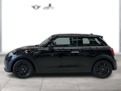 Gebraucht Mini ONE Hatch 102 PS (75 kW) 2022 Schwarz metallic Kleinwagen