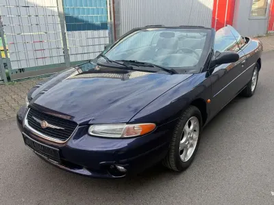 Second-hand Chrysler Stratus Limited 163 CP (119 kW) 2000 Albastru Cabrio