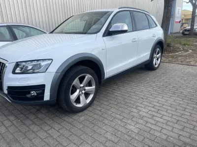 Gebraucht Audi Q5 Design 239 PS (175 kW) 2011 Gletscherweiss SUV