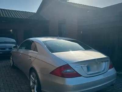 Gebraucht Mercedes CLS320 224 PS (164 kW) 2008 Silber Limousine