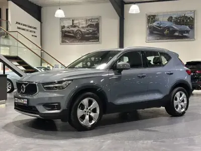 Usata Volvo XC40 Momentum 173 CV (127 kW) 2019 Grigio SUV