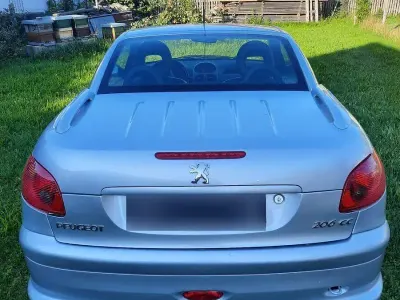 Gebraucht Peugeot 206 CC Platinum 109 PS (80 kW) 2006 Silber Cabrio