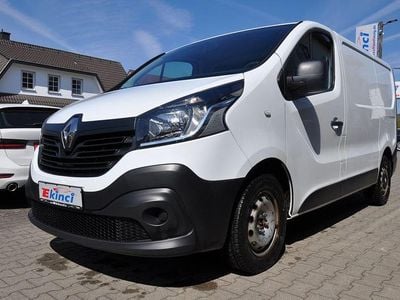 Second-hand Renault Trafic Komfort 95 CP (69 kW) 2019 Alb Monovolum