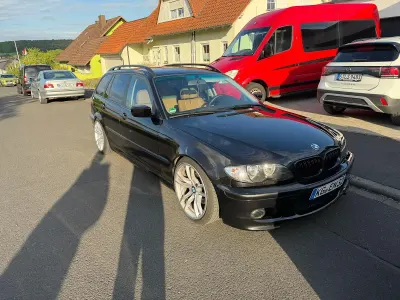 Gebraucht BMW 320 M Sport 150 PS (110 kW) 2003 Schwarz Kombi
