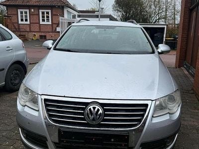 Gebraucht VW Passat 140 PS (102 kW) 2008 Silber Kombi