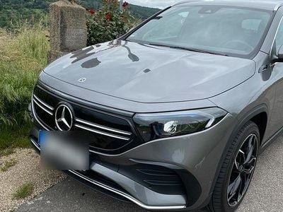 Mercedes EQA250
