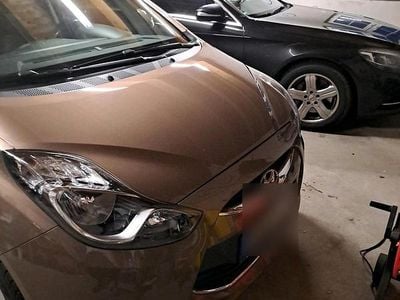 Braun Gebraucht 2012 Hyundai ix20 Kleinwagen | 6.990 € (Fairer Preis)