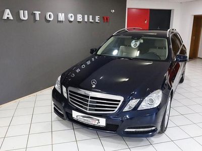 Gebraucht Mercedes E250 Avantgarde 204 PS (150 kW) 2012 Blau Limousine