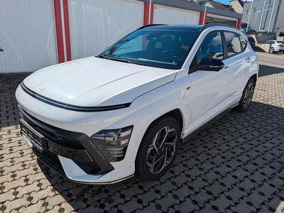 Gebraucht Hyundai Kona N Line 199 PS (146 kW) 2023 Weiß SUV