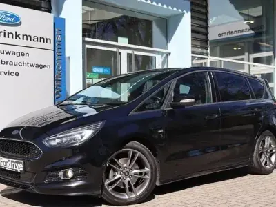 Gebraucht Ford S-MAX ST-Line 241 PS (177 kW) 2019 Schwarz Van / Kleinbus