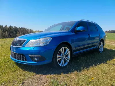Używany Skoda Octavia RS 200 KM (147 kW) 2011 Niebieski Kombi