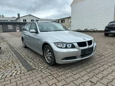 Gebraucht BMW 318 129 PS (94 kW) 2007 Grau Kombi