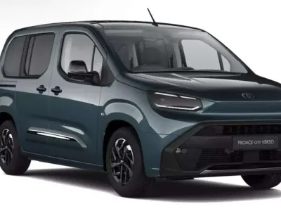 Neu Toyota Proace Verso City 110 PS (80 kW) 2026 Blau Kombi