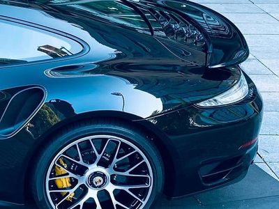 Porsche 911 Turbo S