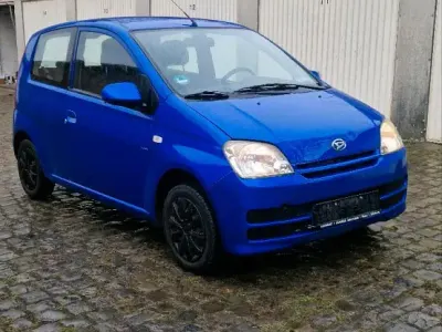 Gebraucht Daihatsu Cuore 58 PS (42 kW) 2006 Blau Kleinwagen