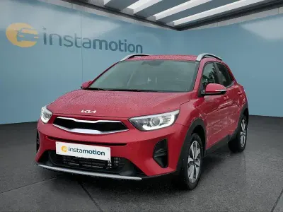 Neu Kia Stonic 101 PS (74 kW) 2025 Rot SUV