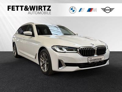 Gebraucht BMW 540 Luxury Line 333 PS (244 kW) 2021 Mineralweiss metallic Kombi