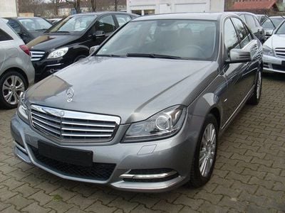 Silber Gebraucht 2012 Mercedes C180 Elegance Limousine | 12.990 € (Fairer Preis)