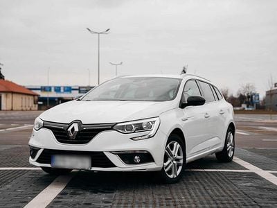 Gebraucht Renault Mégane IV 140 PS (102 kW) 2020 Weiß Kombi